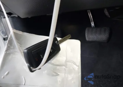 2020 Toyota Corolla Le z USA, uszkodzony, nr VIN JTDEPRAE0LJ001437